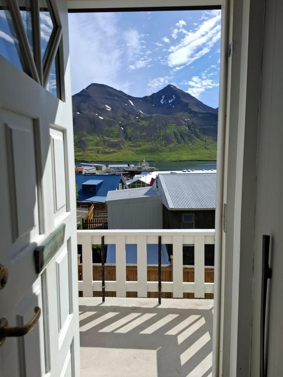 Landakot The Perfect Getaway By Staynorth Siglufjordur Buitenkant foto
