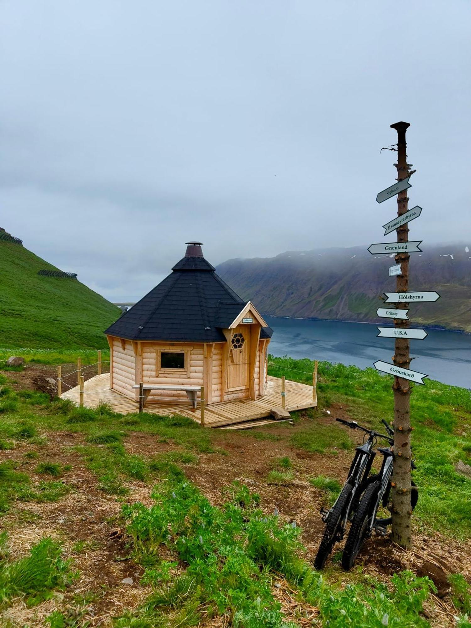 Landakot The Perfect Getaway By Staynorth Siglufjordur Buitenkant foto